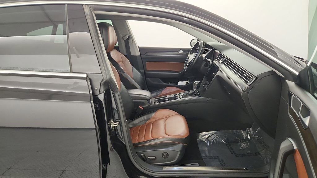 Used 2019 Volkswagen Arteon SEL FWD image 26