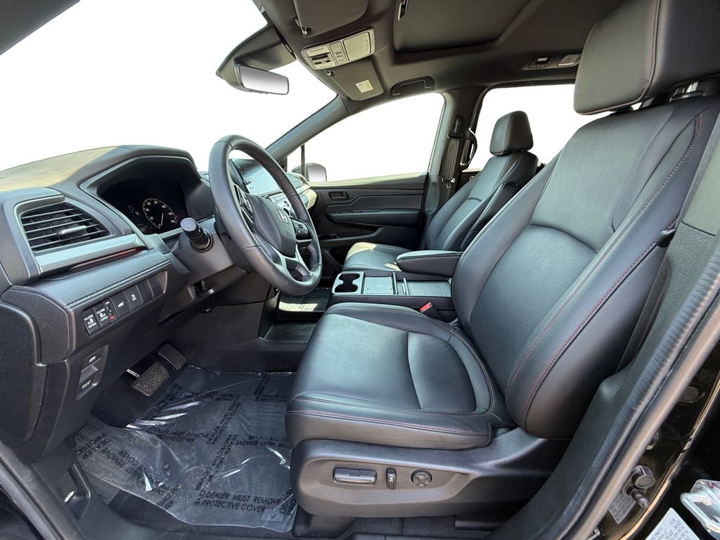 Used 2025 Honda Odyssey Sport-L image 9