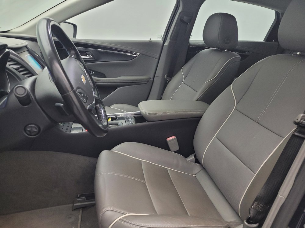 Used 2018 Chevrolet Impala Premier w/ Premier Convenience Package FWD image 17