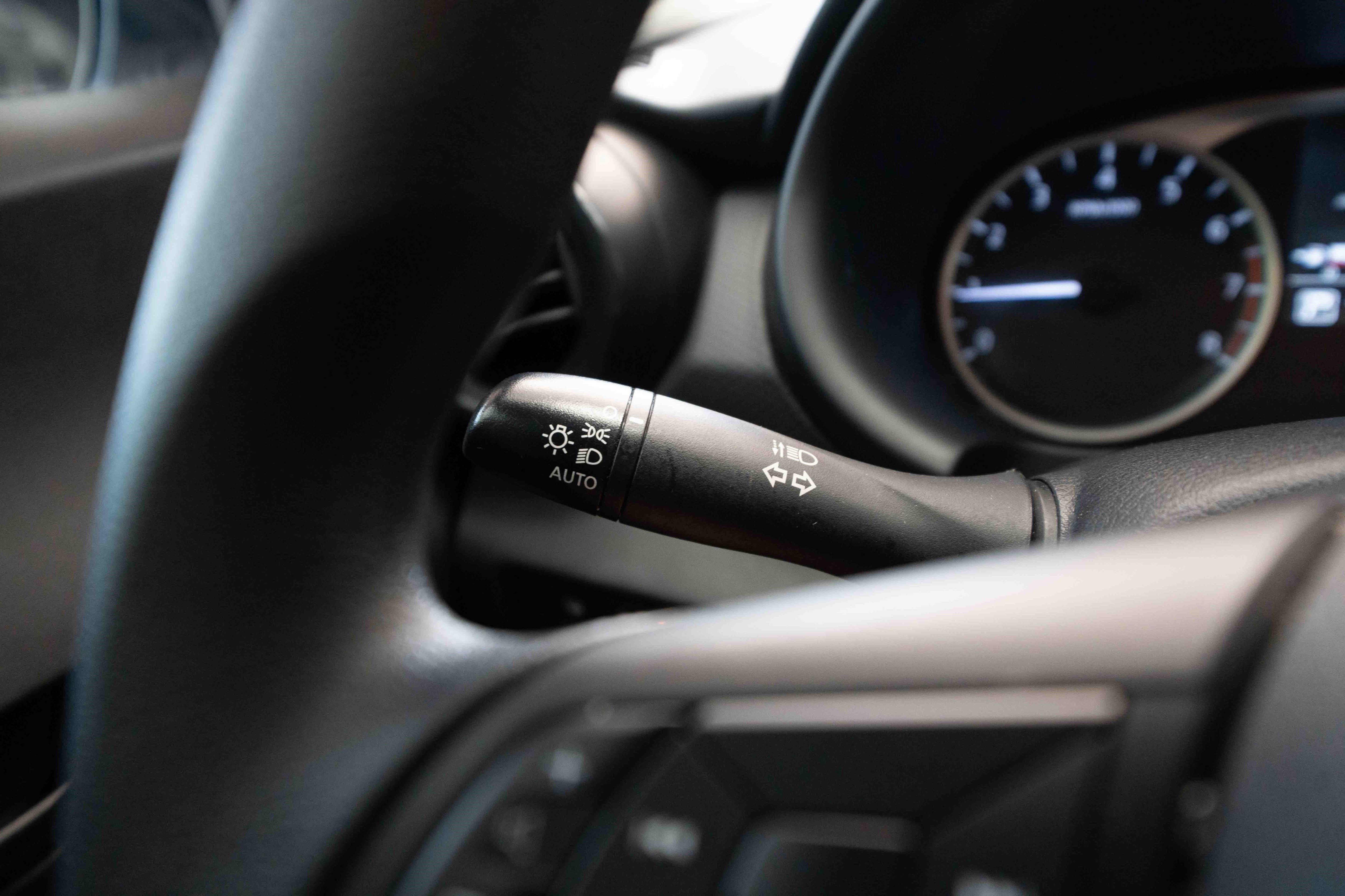 Used 2023 Nissan Kicks S image 13