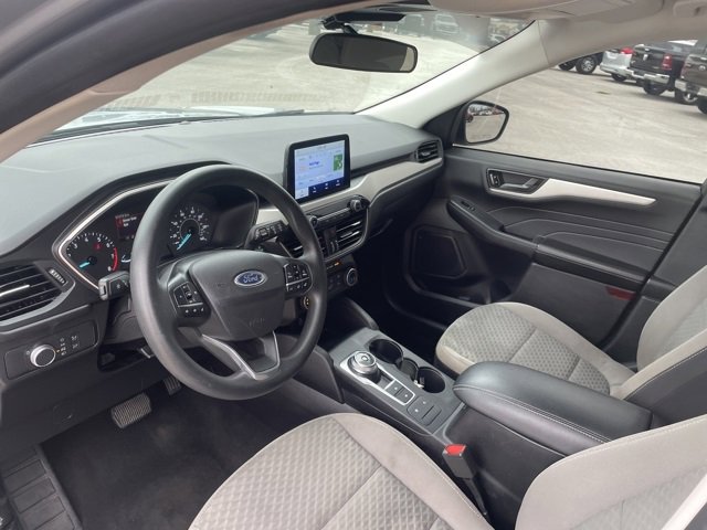 Used 2022 Ford Escape SE image 23