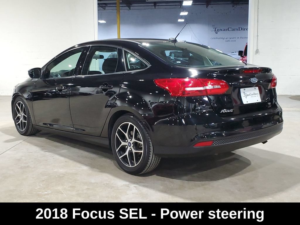 Used 2018 Ford Focus SEL FWD image 12