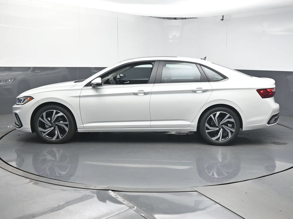 New 2026 Volkswagen Jetta SEL FWD image 5