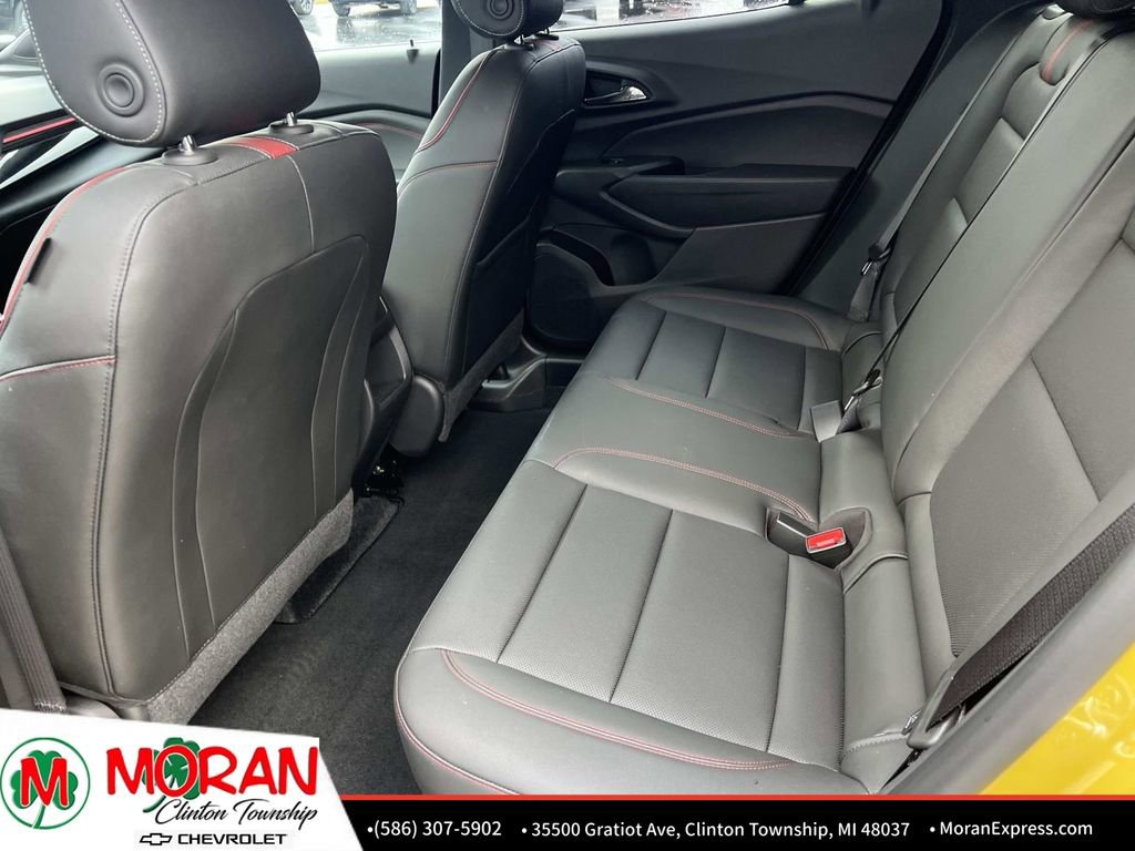 Used 2024 Chevrolet Trax RS w/ Driver Confidence Package image 13