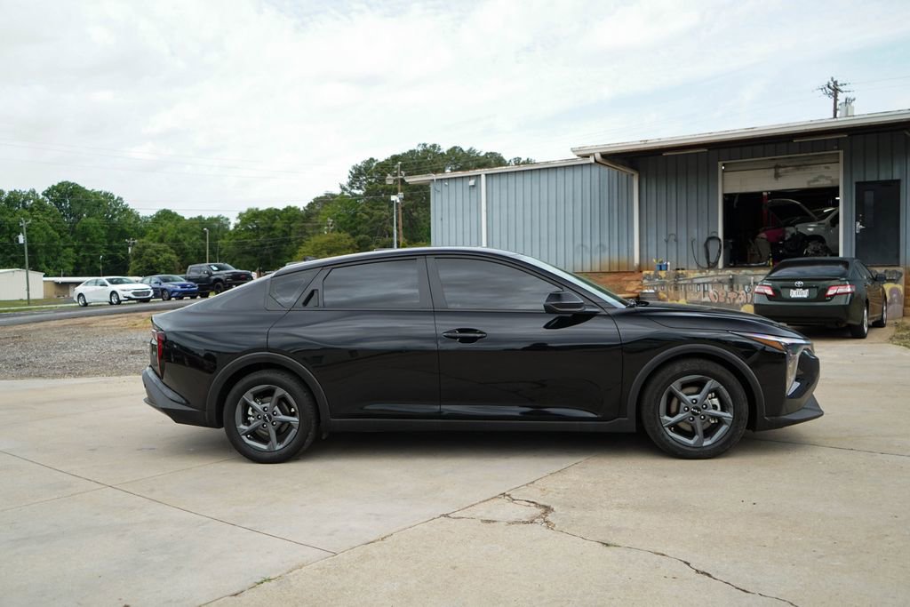 Used 2025 Kia K4 FWD image 3