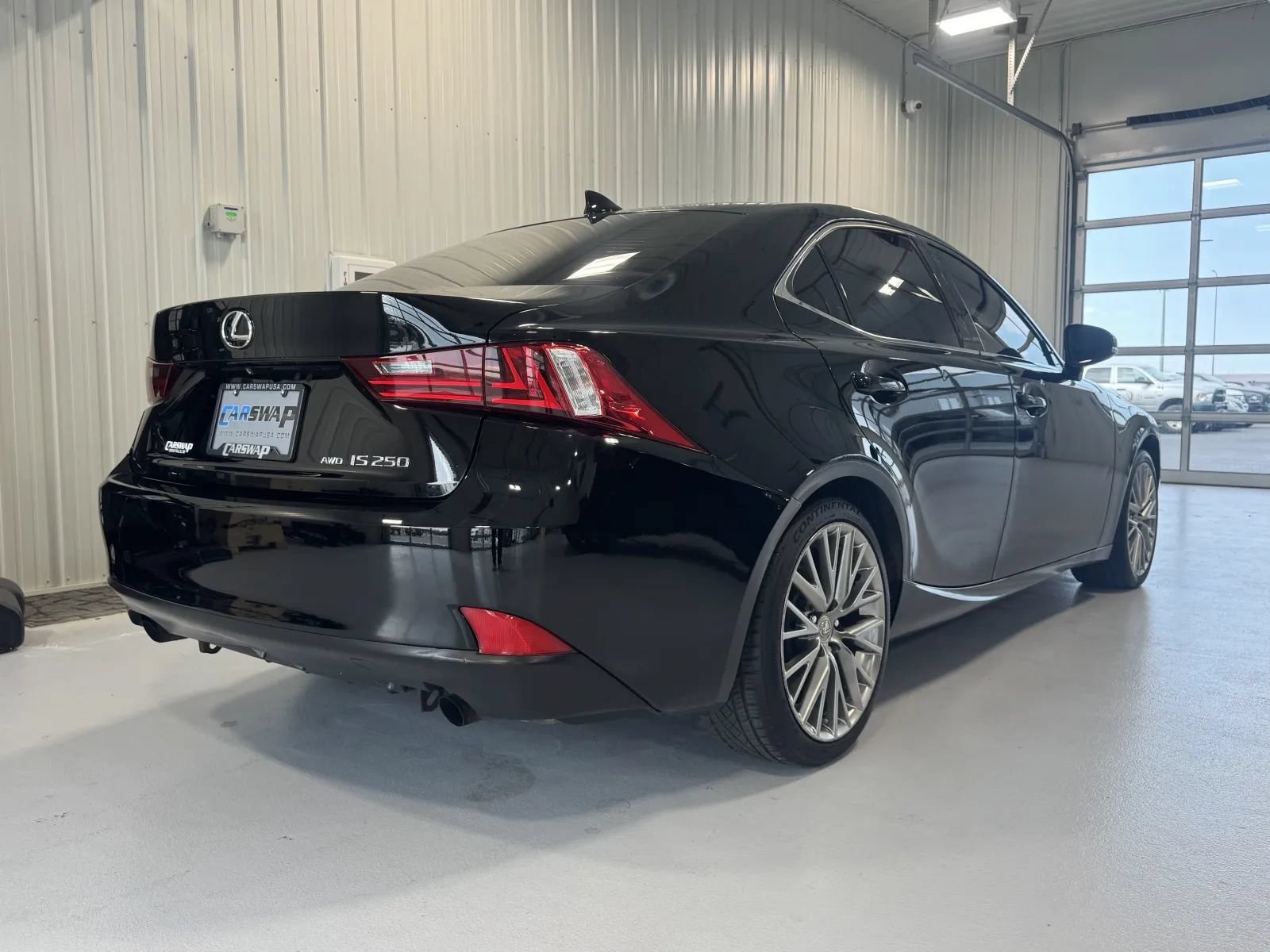 Used 2014 Lexus IS 250 AWD w/ Luxury Package w/Brown Wood image 3