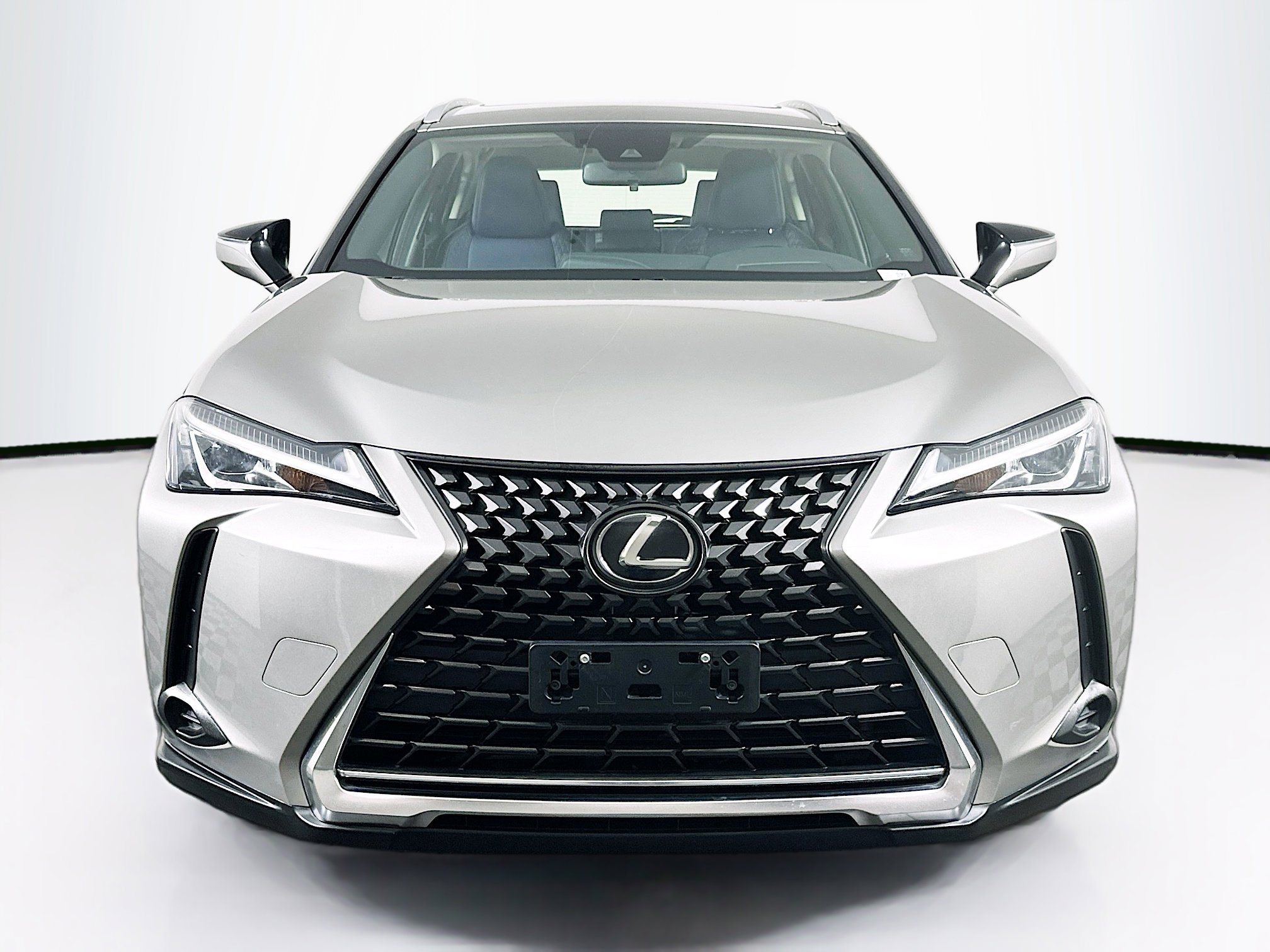 Used 2019 Lexus UX 200 F Sport image 2