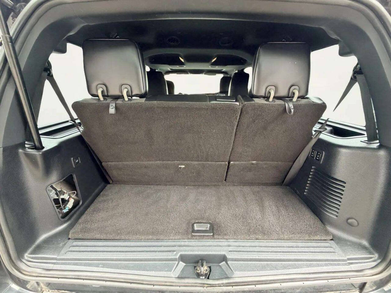 Used 2015 Lincoln Navigator 4WD image 5