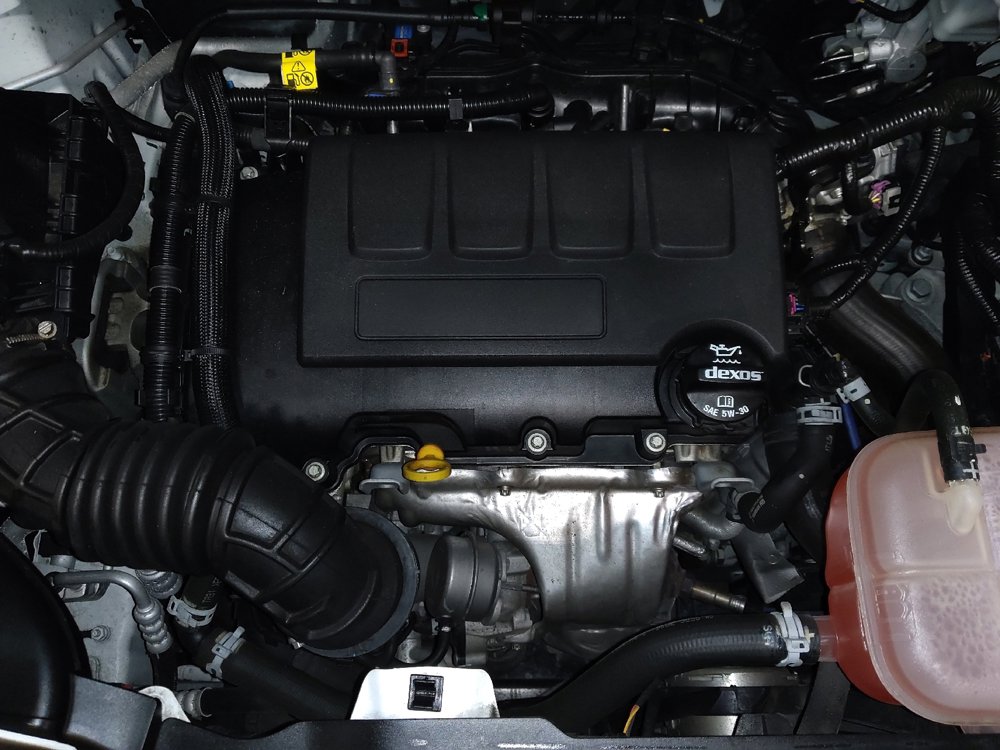 Used 2020 Chevrolet Trax LS w/ Tint and Cruise Package image 30