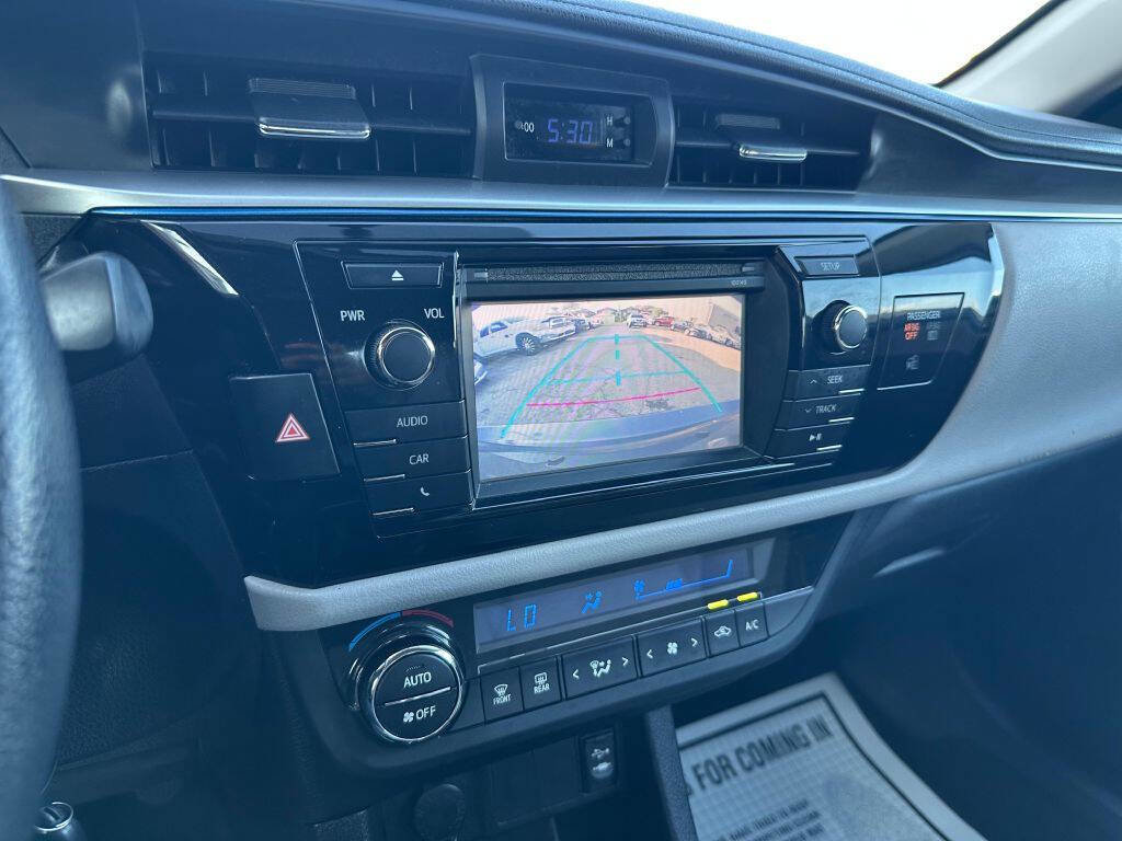 Used 2014 Toyota Corolla LE image 16