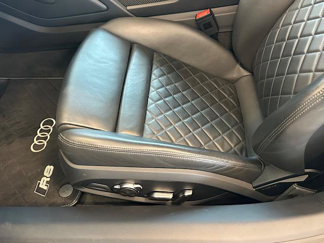 Used 2017 Audi R8 V10 AWD/4WD image 10