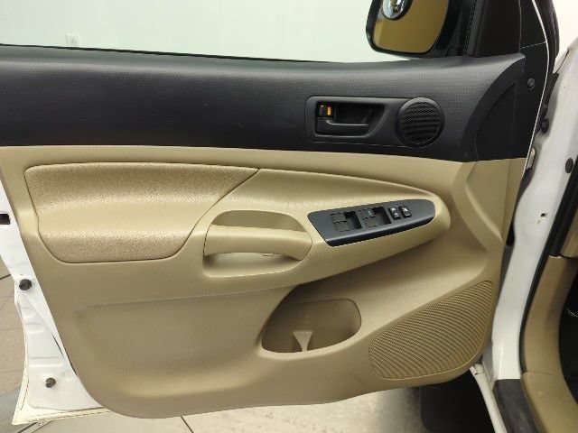 Used 2012 Toyota Tacoma 4x4 Double Cab w/ Convenience Pkg image 12