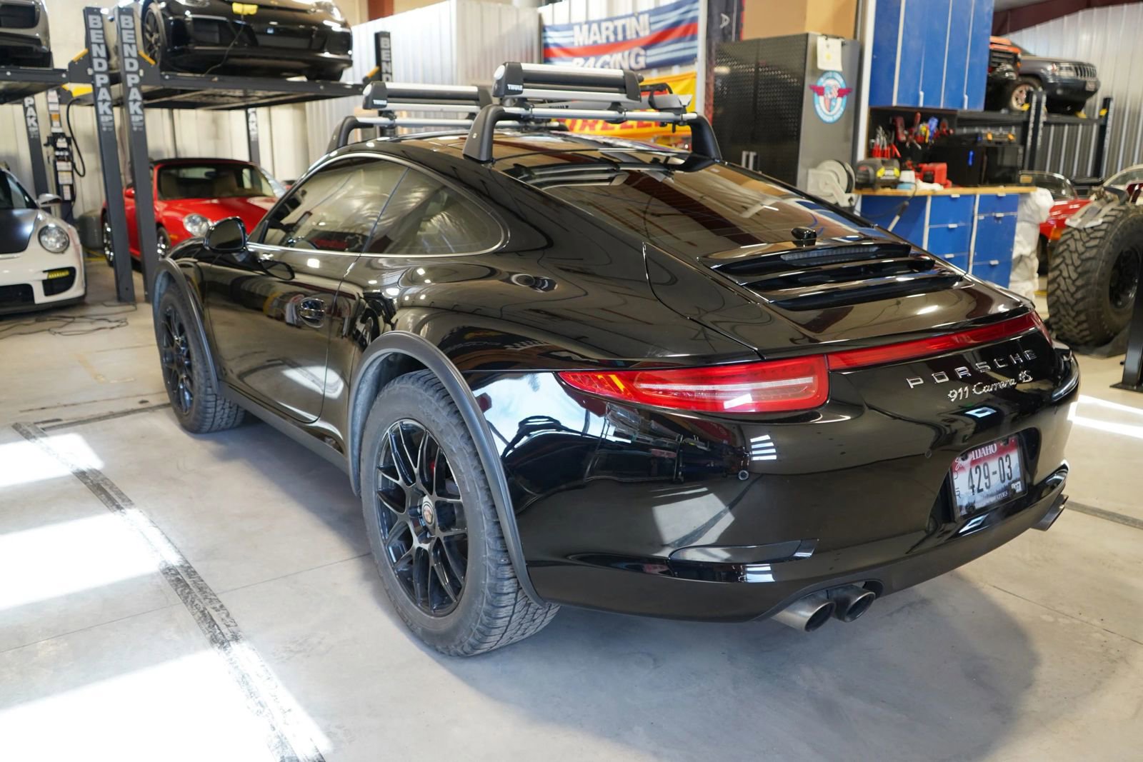 Used 2014 Porsche 911 Carrera 4S image 5