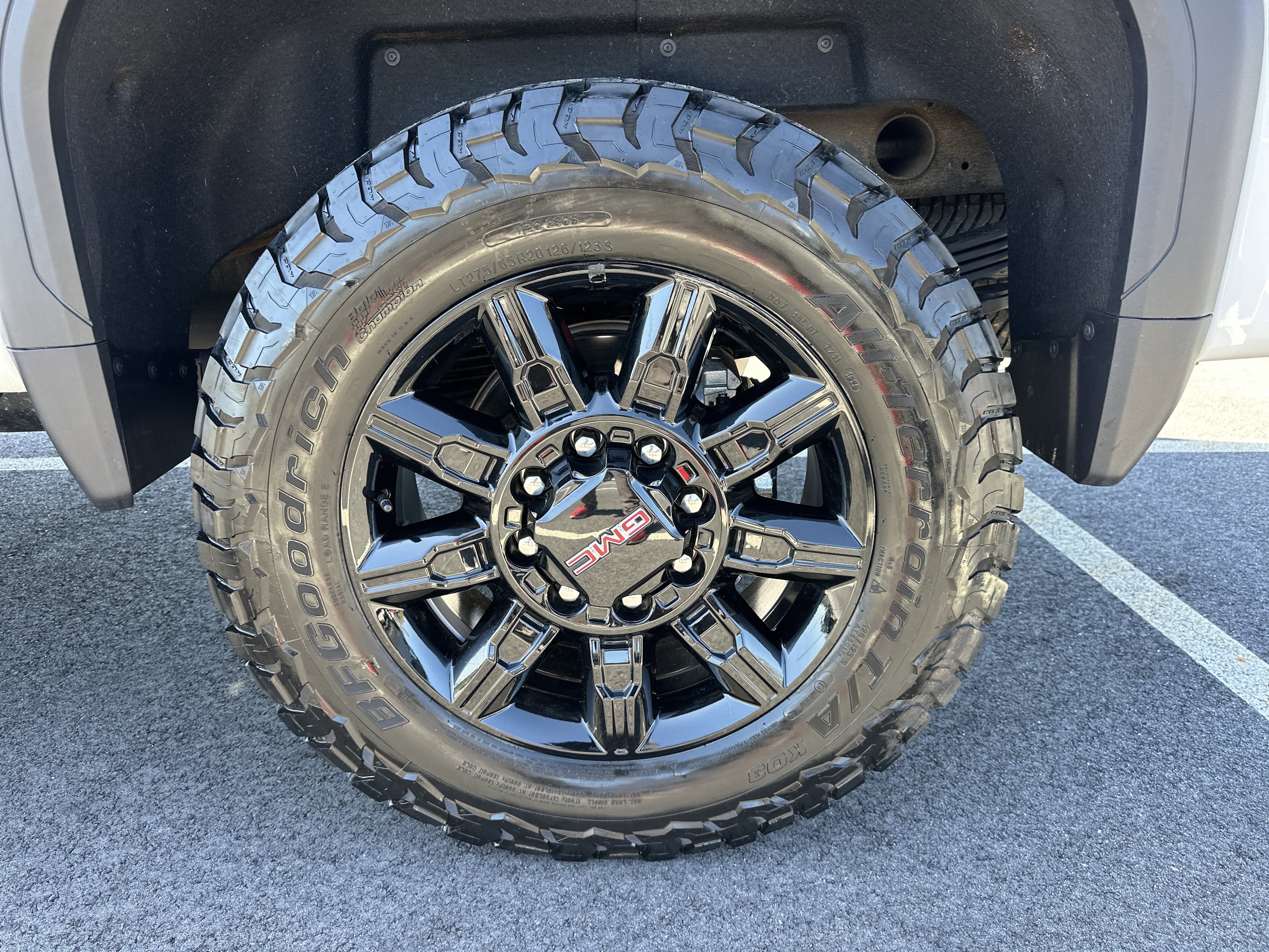 Certified 2025 GMC Sierra 2500 AT4 image 21