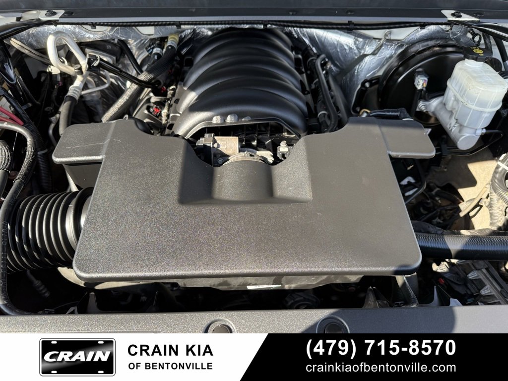 Used 2015 Chevrolet Suburban LTZ image 35