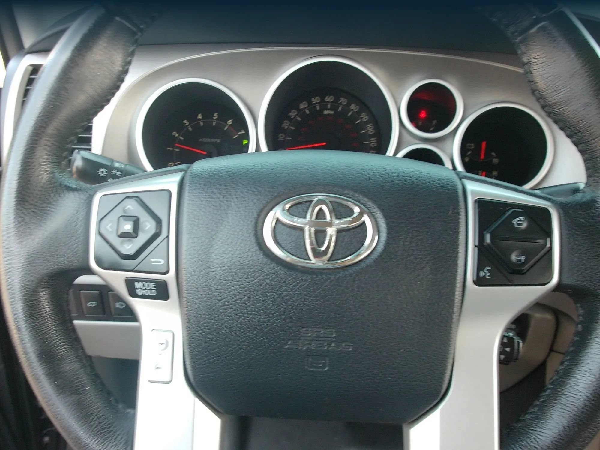Used 2014 Toyota Sequoia Limited RWD image 15