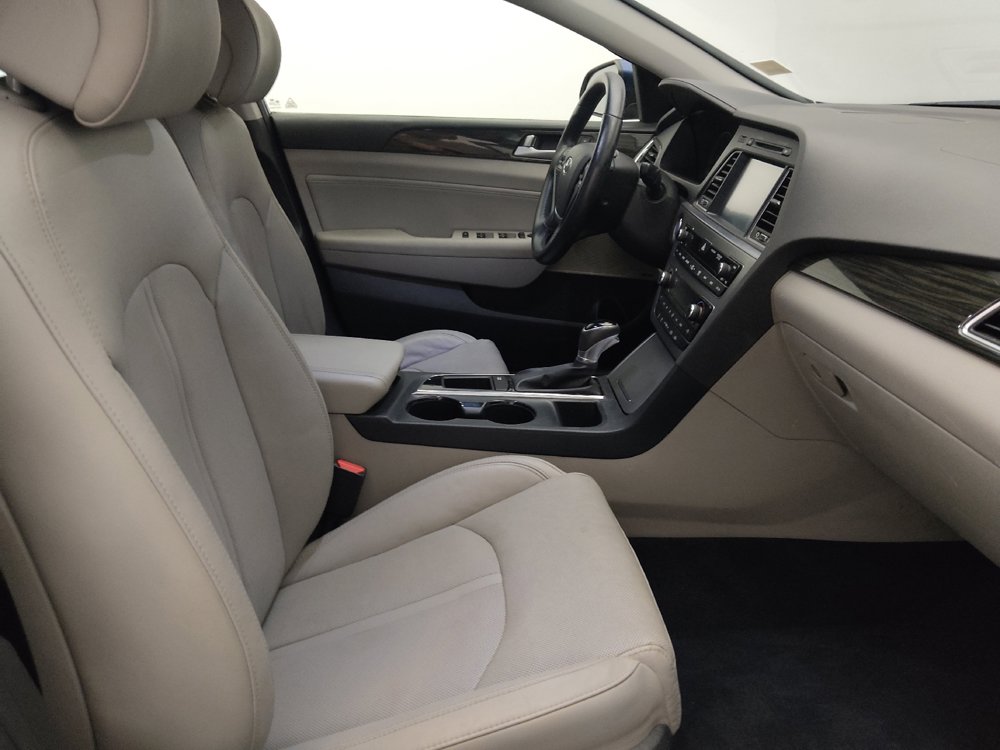 Used 2017 Hyundai Sonata Limited w/ Tech Package 03 FWD image 21