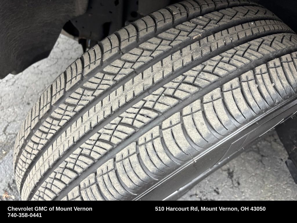 Used 2023 Chevrolet Suburban Z71 w/ Luxury Package image 31