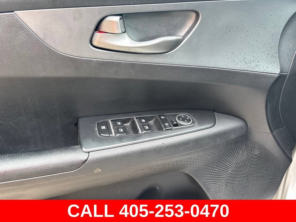 Used 2021 Kia Forte LXS FWD image 15