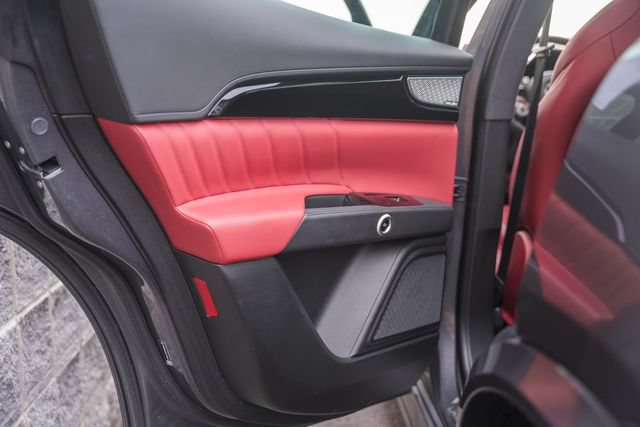 Used 2023 Maserati Grecale Modena AWD/4WD image 43