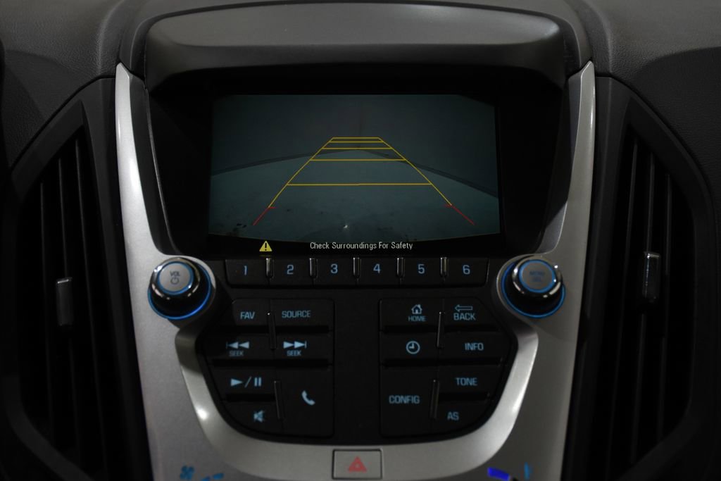 Used 2017 Chevrolet Equinox LS image 16