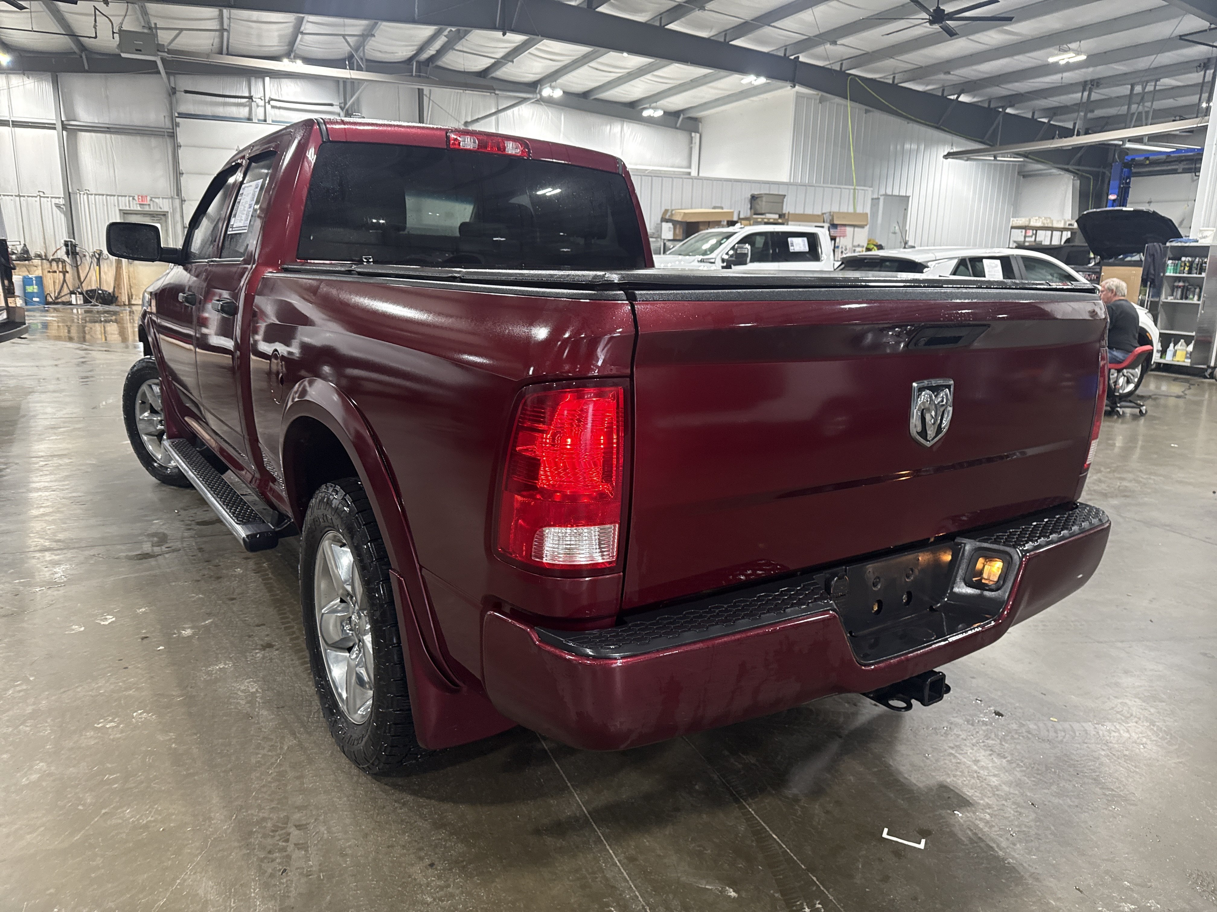 Used 2019 RAM 1500 Express AWD/4WD image 4