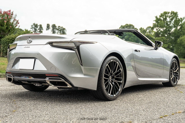 Used 2022 Lexus LC 500 Convert w/ Accessory Package RWD image 8