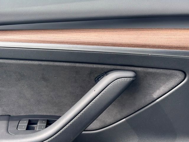 Used 2022 Tesla Model 3 image 20