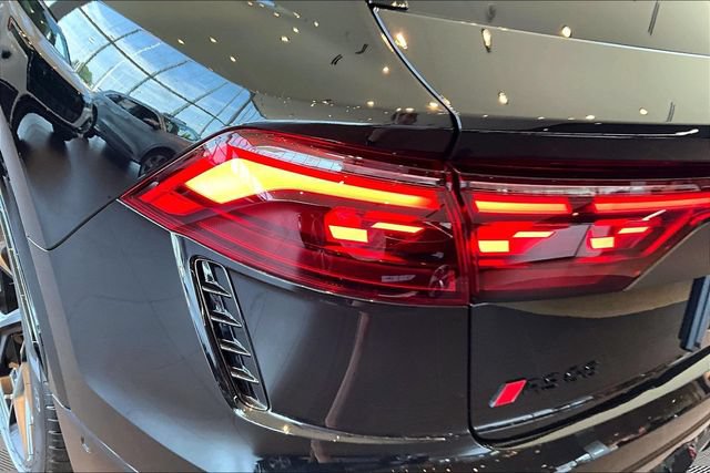 New 2026 Audi RS Q8 performance AWD/4WD image 32