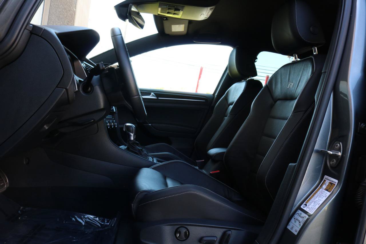 Used 2019 Volkswagen Golf 4-Door AWD/4WD image 28