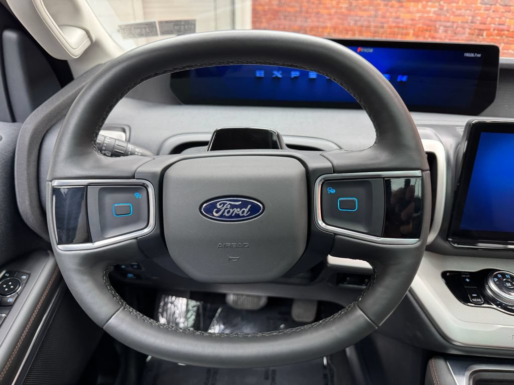 Certified 2025 Ford Expedition Active AWD/4WD image 14