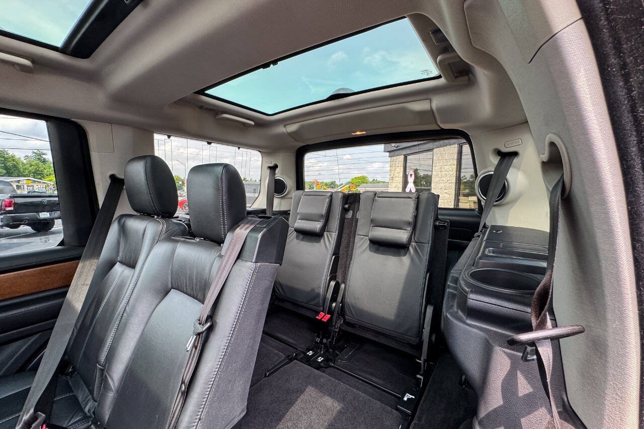 Used 2016 Land Rover LR4 HSE LUX AWD/4WD image 24