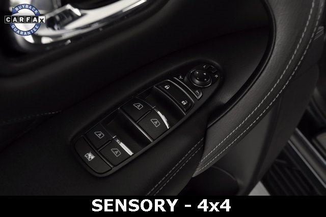 Used 2023 INFINITI QX80 Sensory image 24