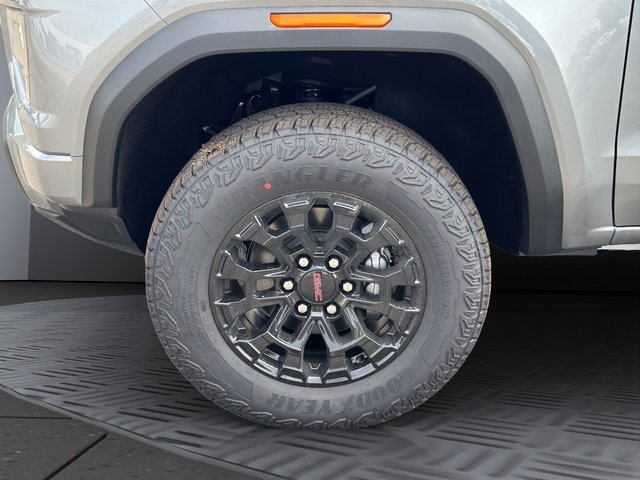 New 2026 GMC Canyon Elevation w/ Convenience Package image 28