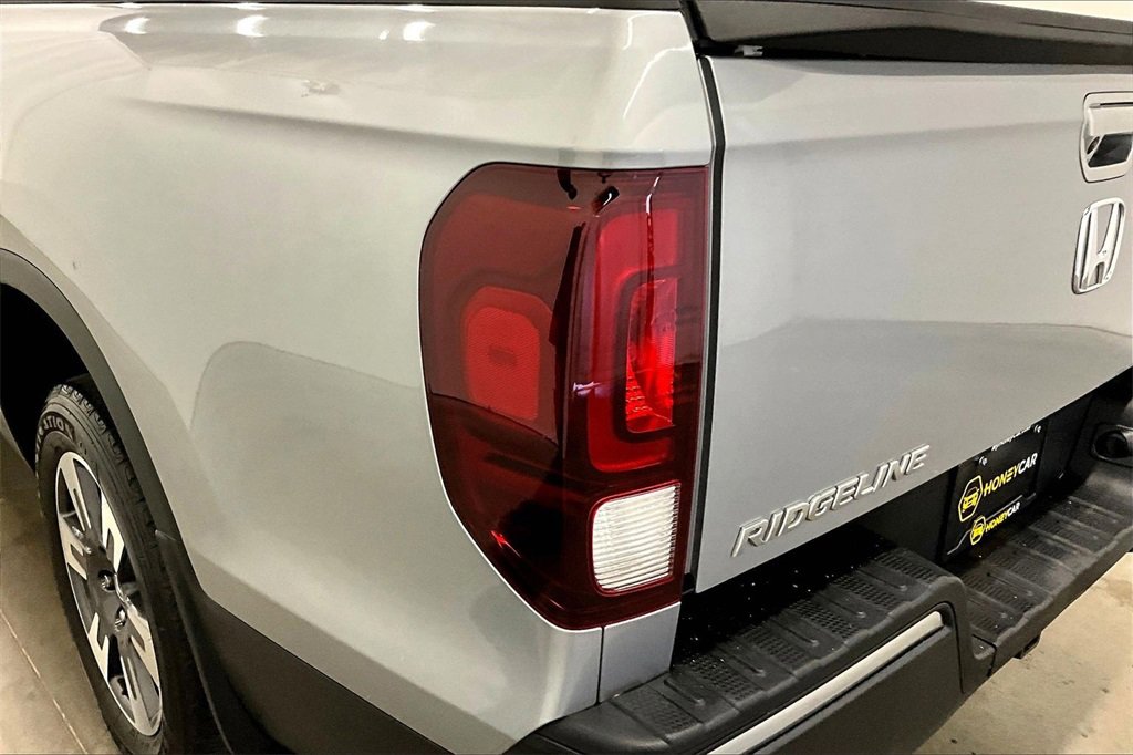 Used 2019 Honda Ridgeline RTL-T image 24