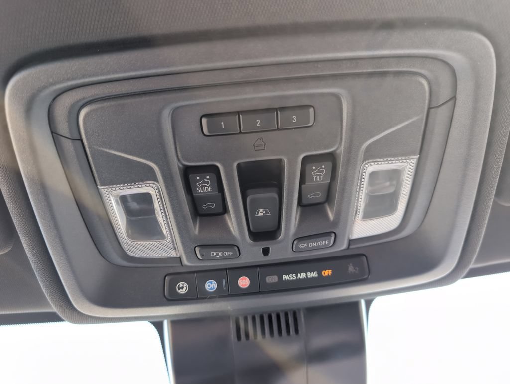 Used 2025 GMC Sierra 2500 AT4 w/ AT4 Premium Plus Package AWD/4WD image 34