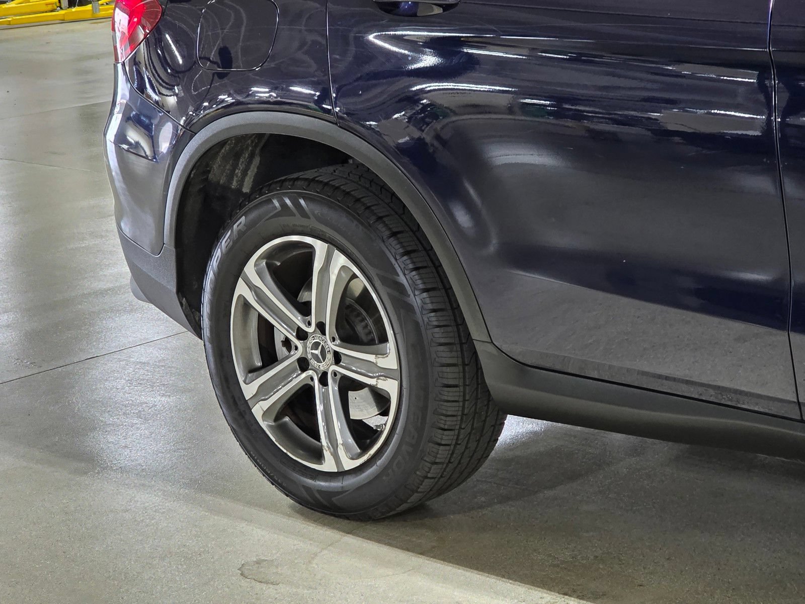 Used 2019 Mercedes-Benz GLC 300 image 8