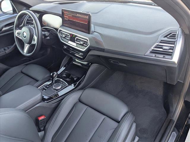 Used 2025 BMW X4 xDrive30i w/ Premium Package image 22
