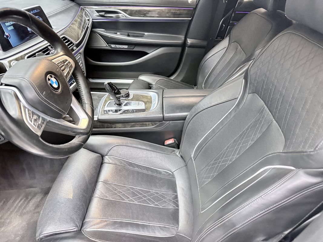Used 2016 BMW 750i xDrive AWD/4WD image 10