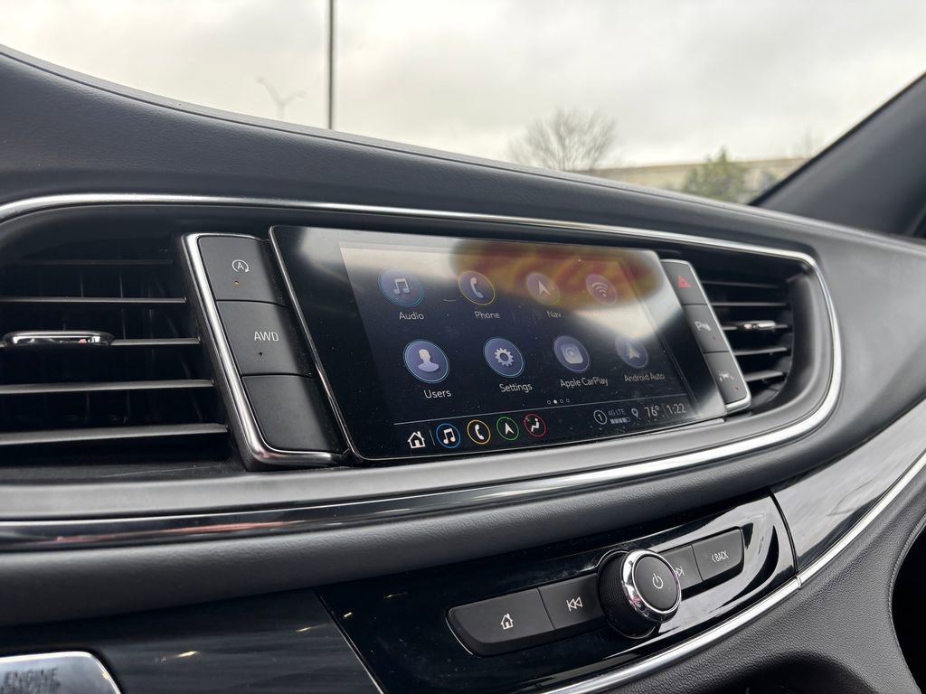 Used 2024 Buick Enclave Premium image 20