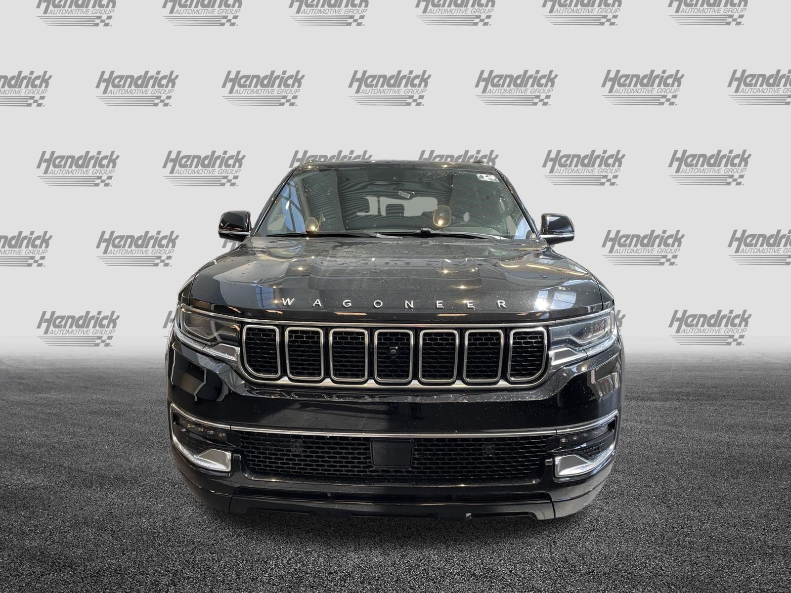 Used 2023 Jeep Wagoneer 4WD w/ Convenience Group I image 3