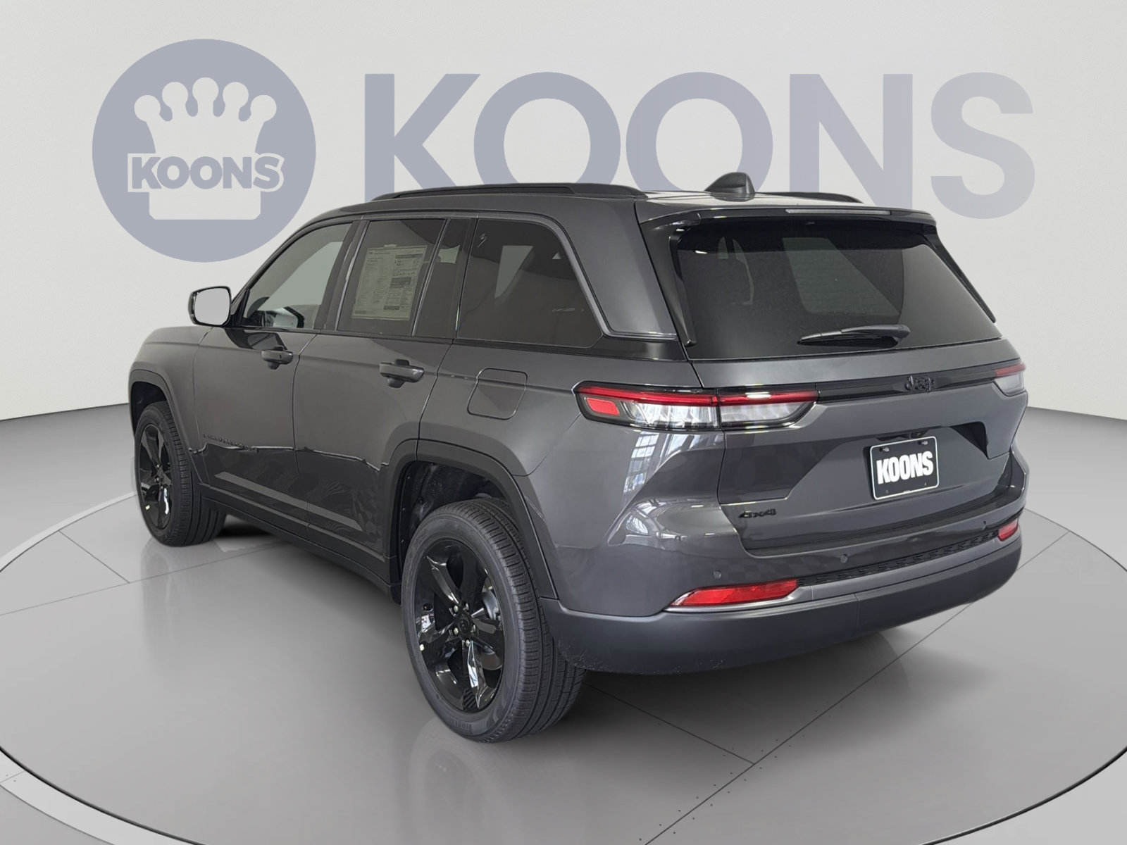 New 2026 Jeep Grand Cherokee Limited w/ Limited Altitude Package AWD/4WD image 4