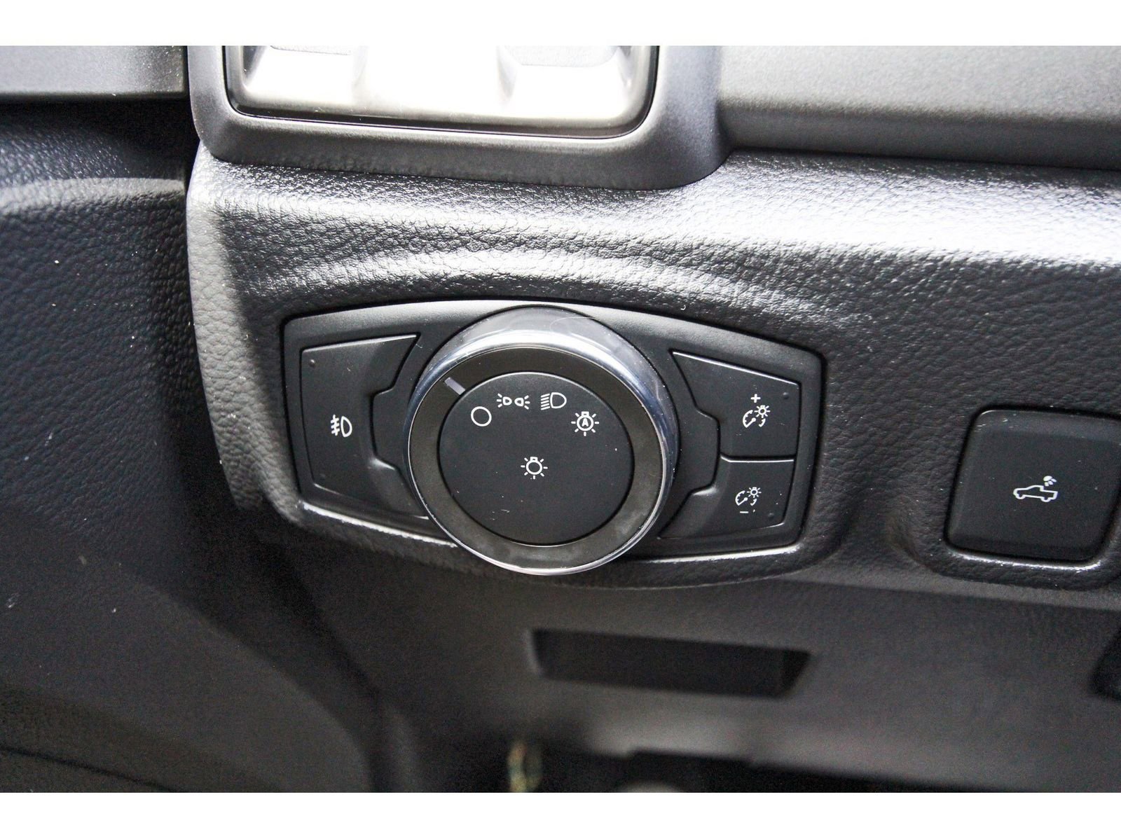 Used 2021 Ford Ranger XLT w/ Equipment Group 301A Mid RWD image 19