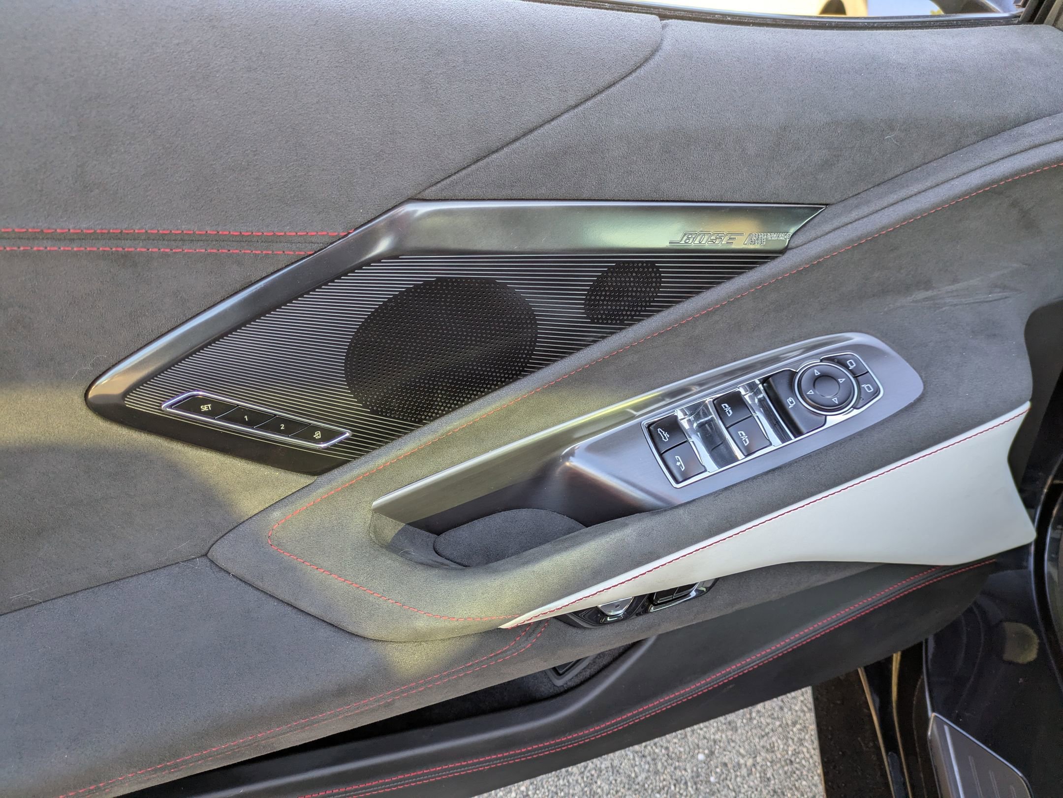 Used 2023 Chevrolet Corvette Stingray Premium Conv w/ Z51 Performance Package image 16