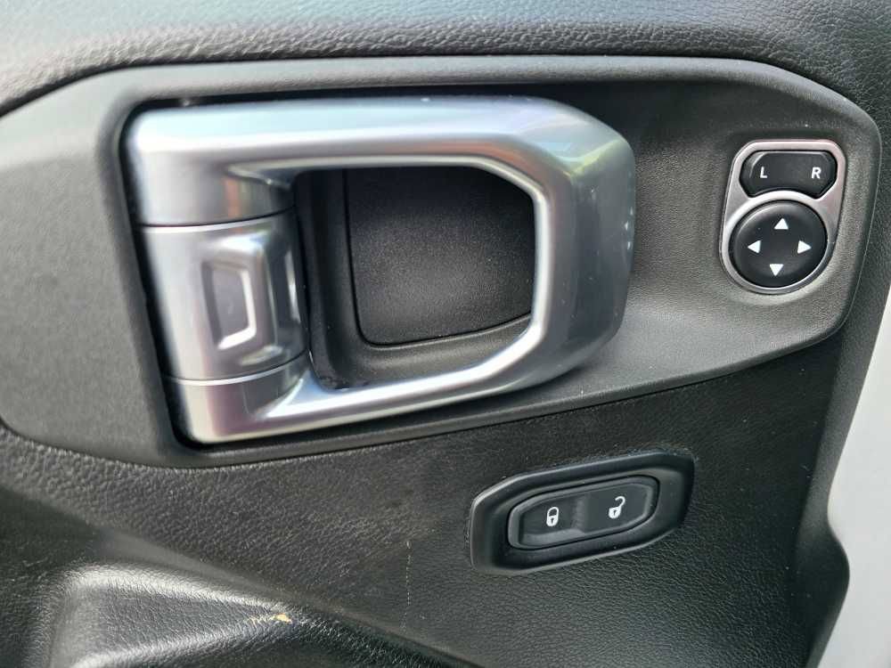 Used 2024 Jeep Wrangler Unlimited Rubicon 4xe image 22