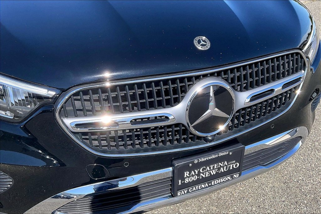 Certified 2025 Mercedes-Benz GLC 350e 4MATIC image 22