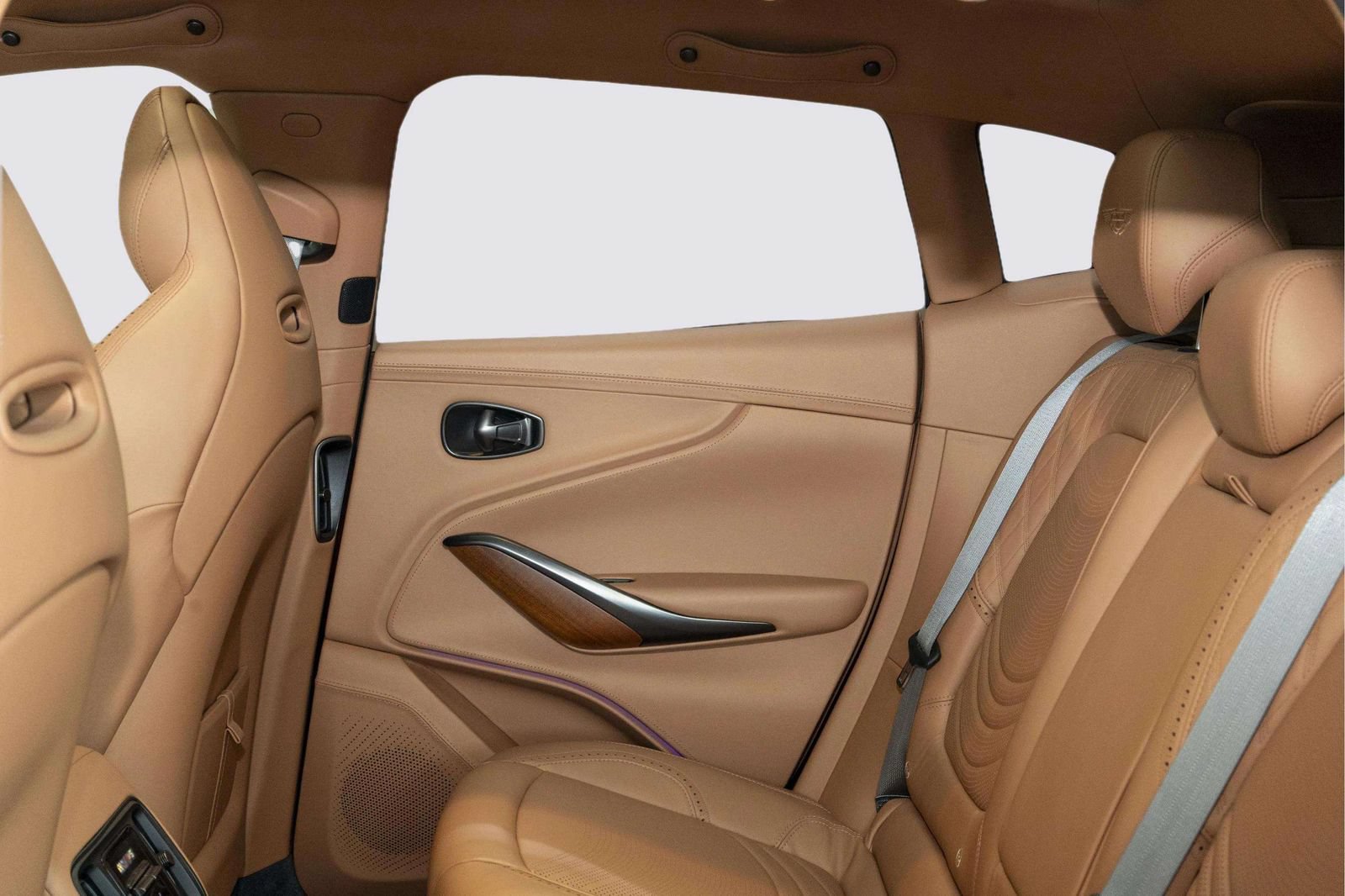 Used 2022 Aston Martin DBX AWD/4WD image 53