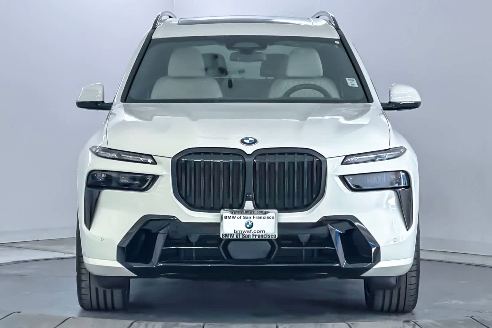 Used 2026 BMW X7 xDrive40i w/ M Sport Package image 10