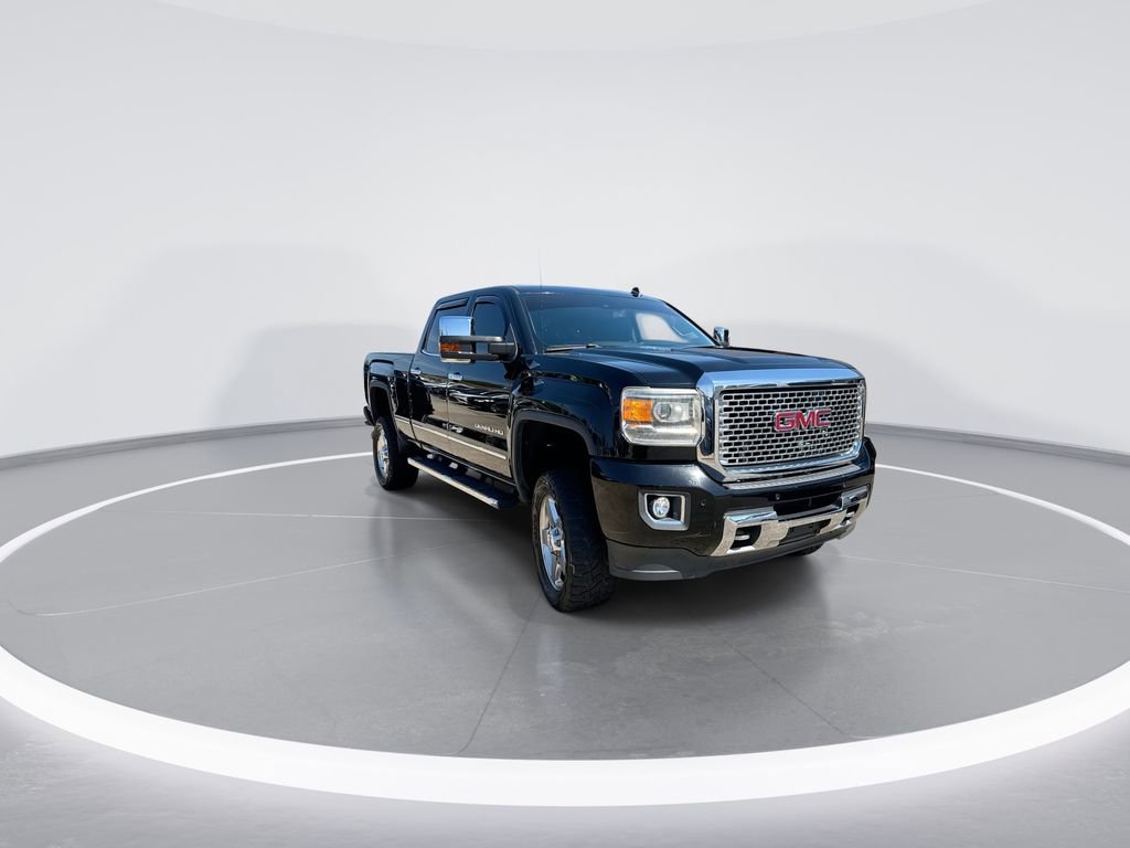 Used 2015 GMC Sierra 2500 Denali w/ Duramax Plus Package image 2