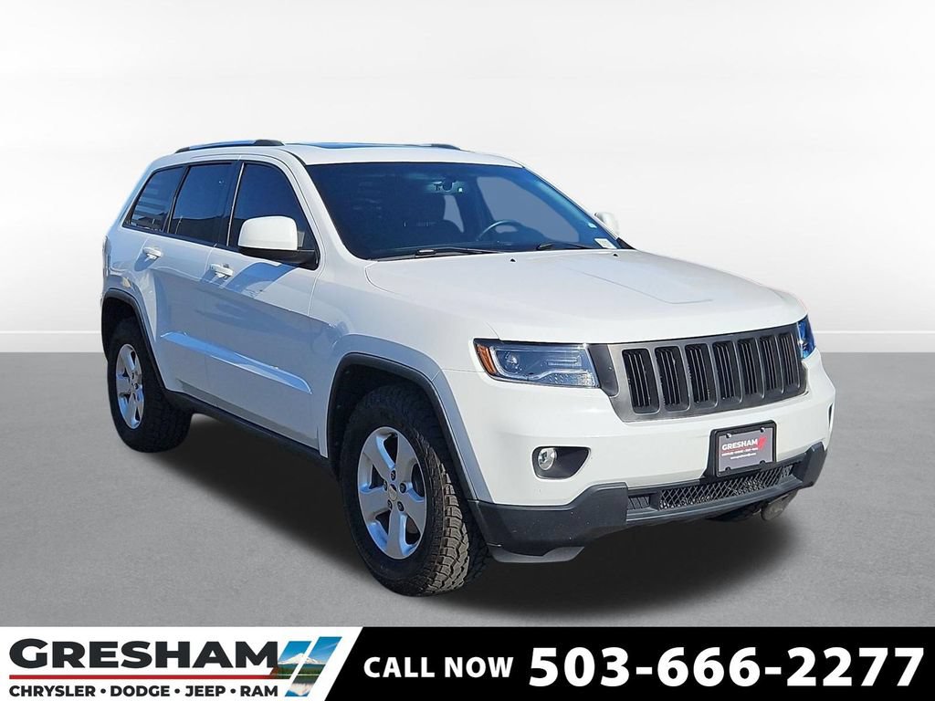 Used 2013 Jeep Grand Cherokee Laredo AWD/4WD image 1